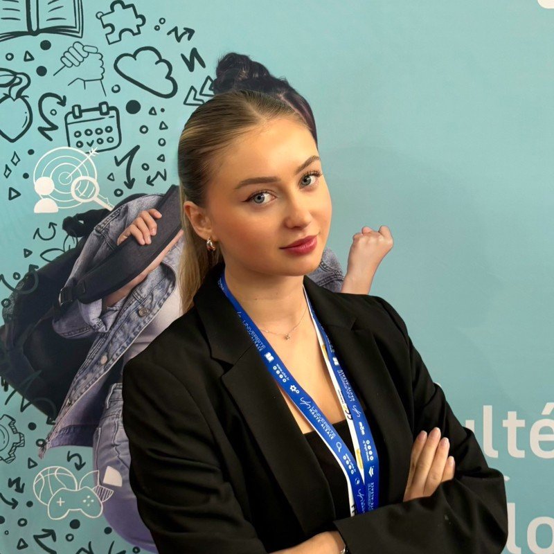 Julie H.